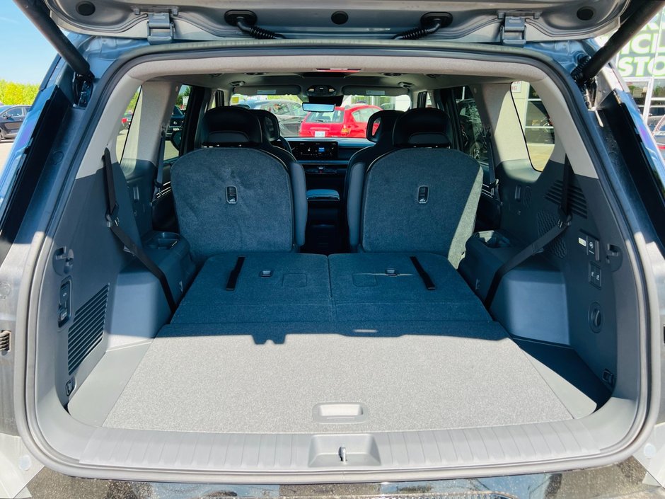 2026 Kia EV9 Land AWD w/ Premium Package-95