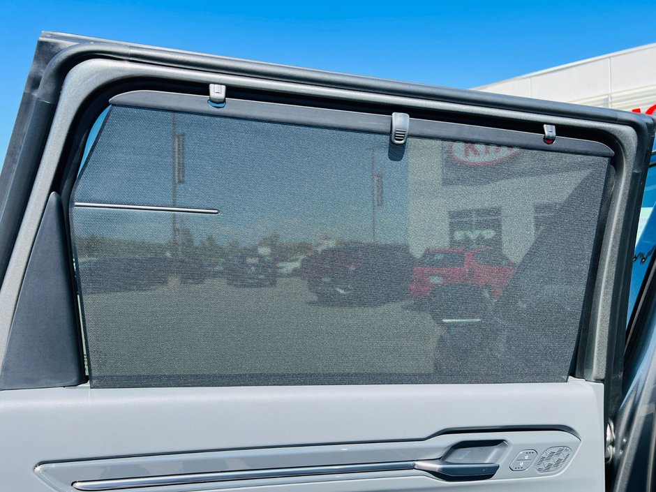 2026 Kia EV9 Land AWD w/ Premium Package-81