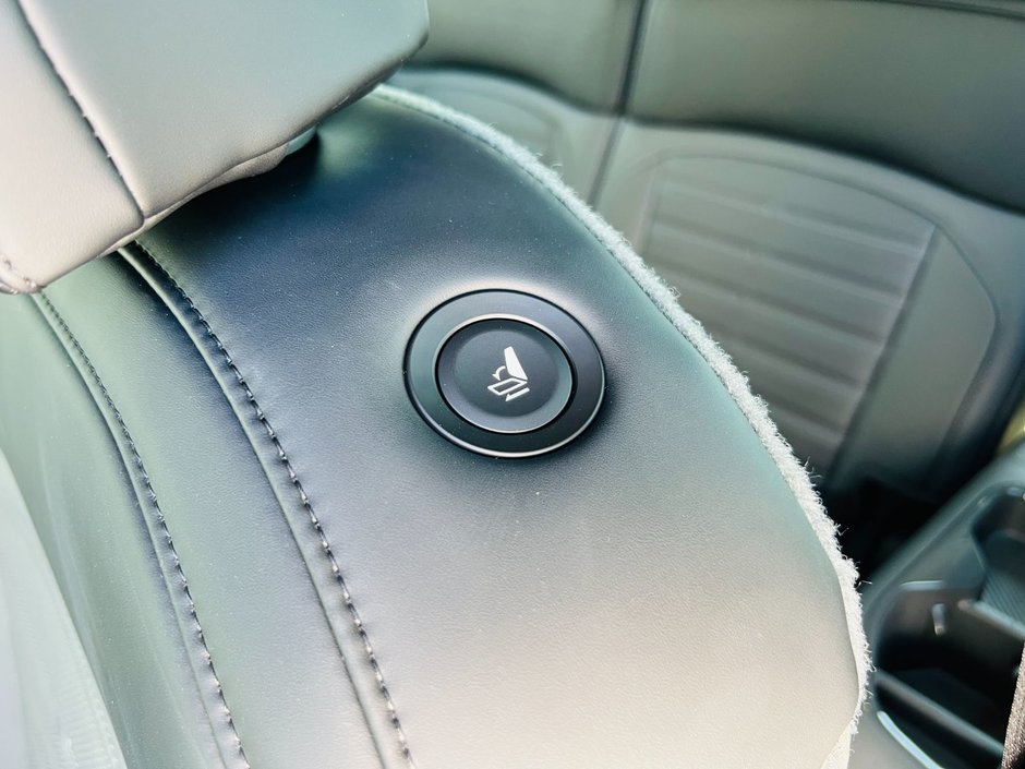 2026 Kia EV9 Land AWD w/ Premium Package-89