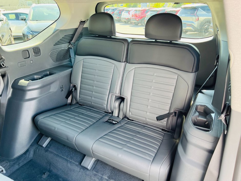 2026 Kia EV9 Land AWD w/ Premium Package-90