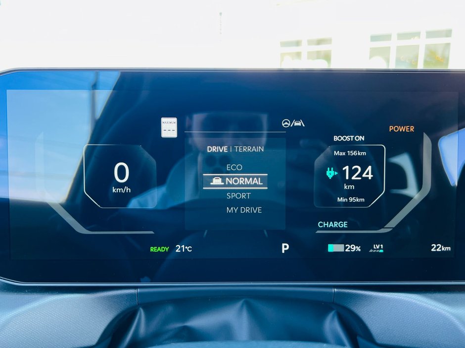 2026 Kia EV9 Land AWD w/ Premium Package-22