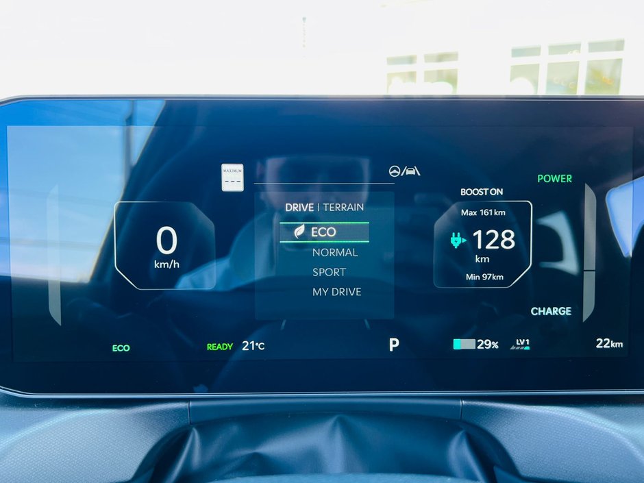 2026 Kia EV9 Land AWD w/ Premium Package-21