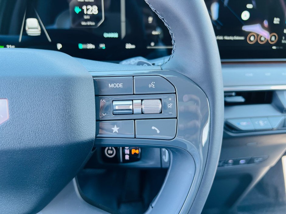 2026 Kia EV9 Land AWD w/ Premium Package-34