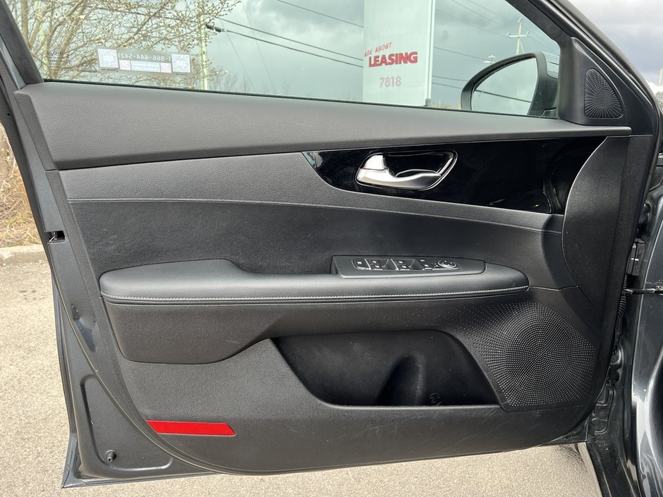 2021 Kia Forte EX IVT-6
