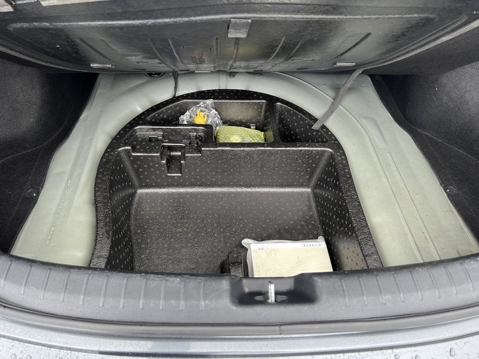 2021 Kia Forte EX IVT-42