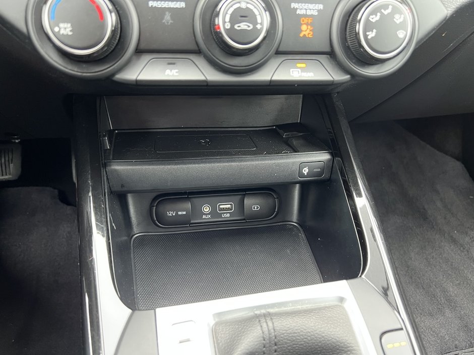 2021 Kia Forte EX IVT-32