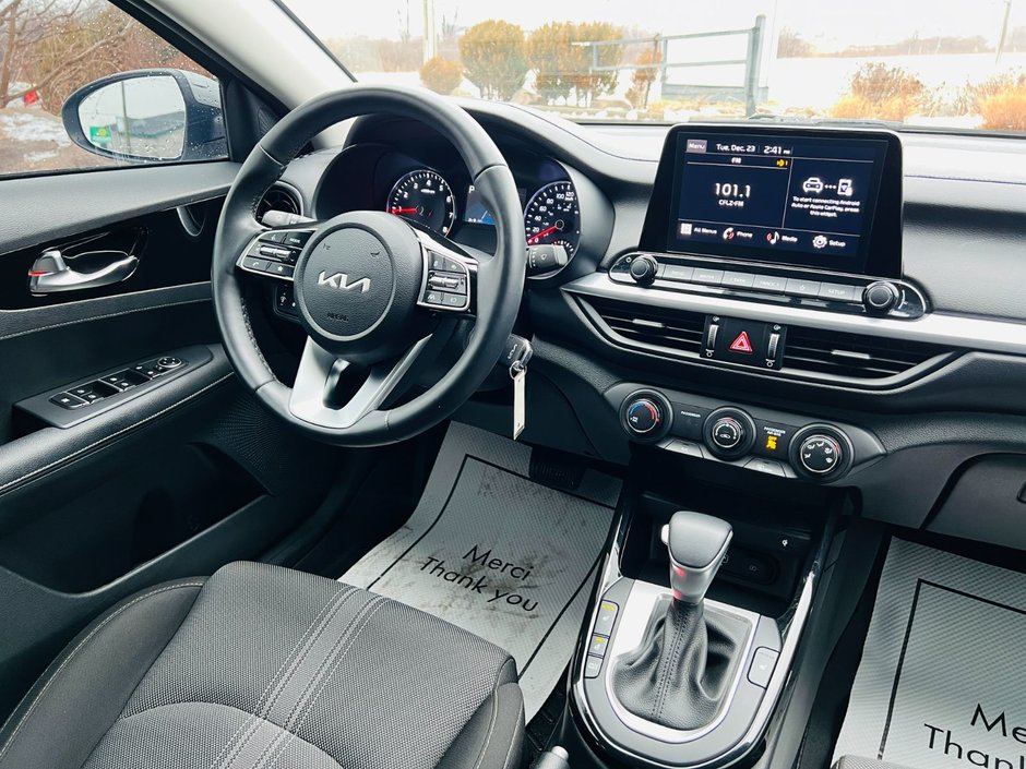 Kia Forte EX 2022-25