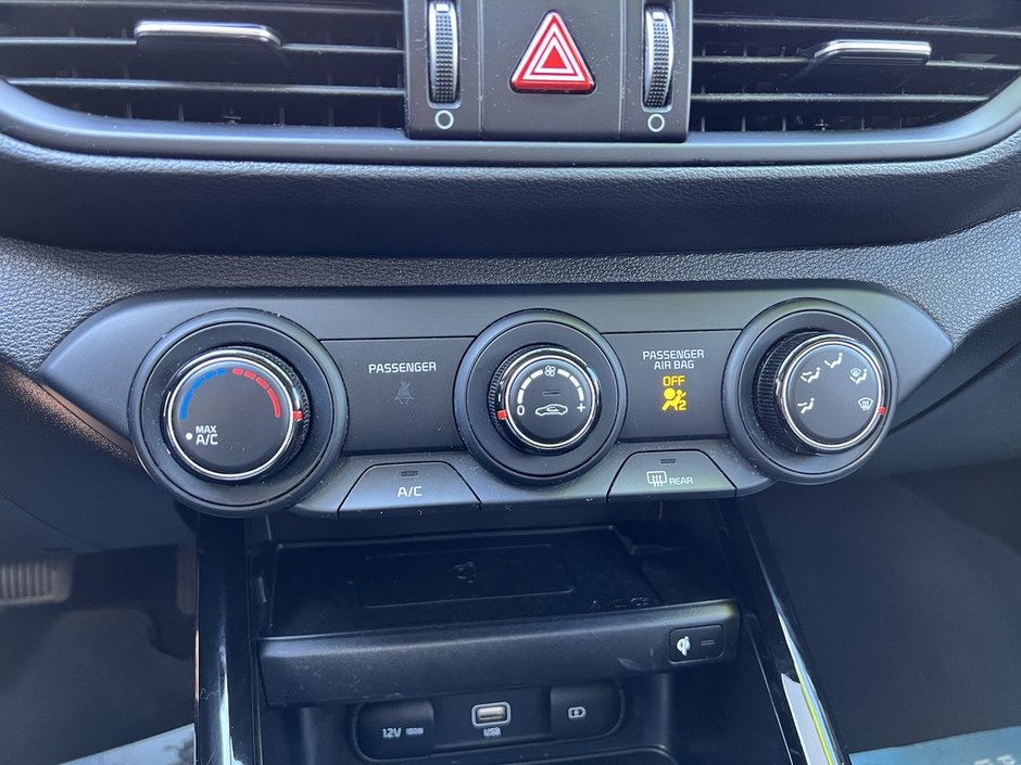 2023 Kia Forte EX IVT-33