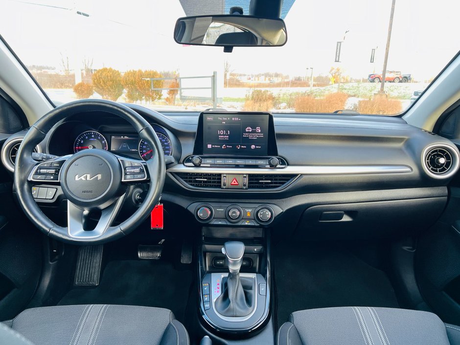 Kia Forte EX 2023-10