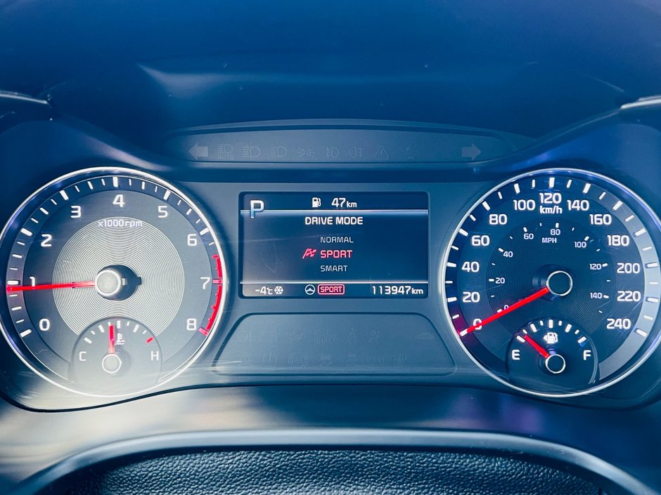 Kia Forte EX 2023-17