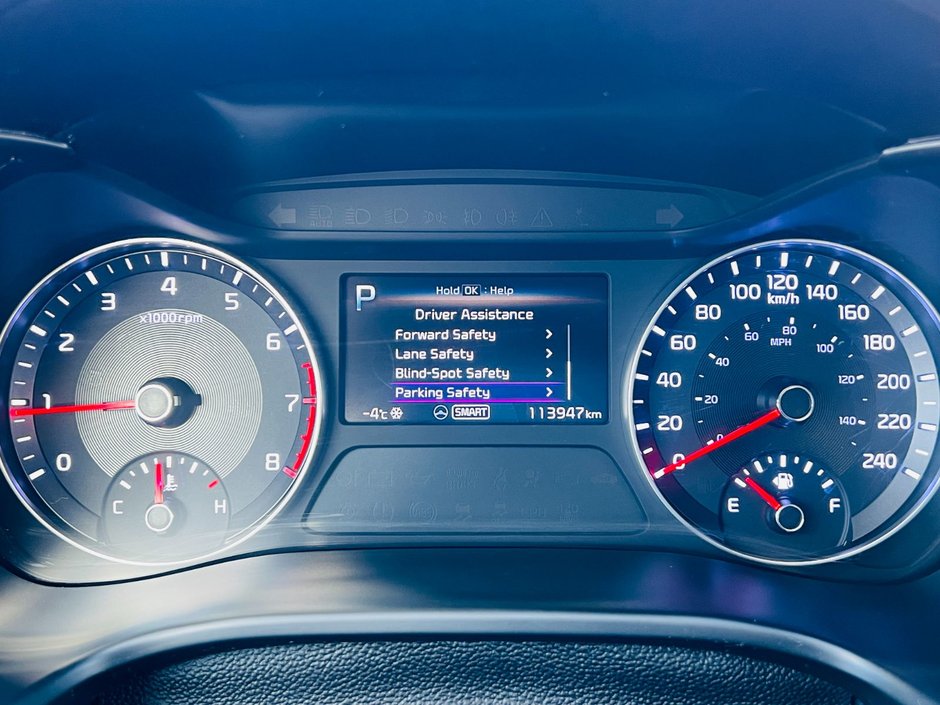 Kia Forte EX 2023-20