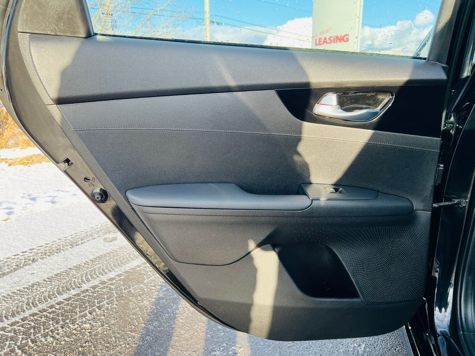 Kia Forte EX 2023-39