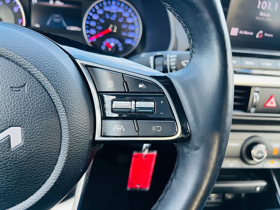 Kia Forte EX 2023-26