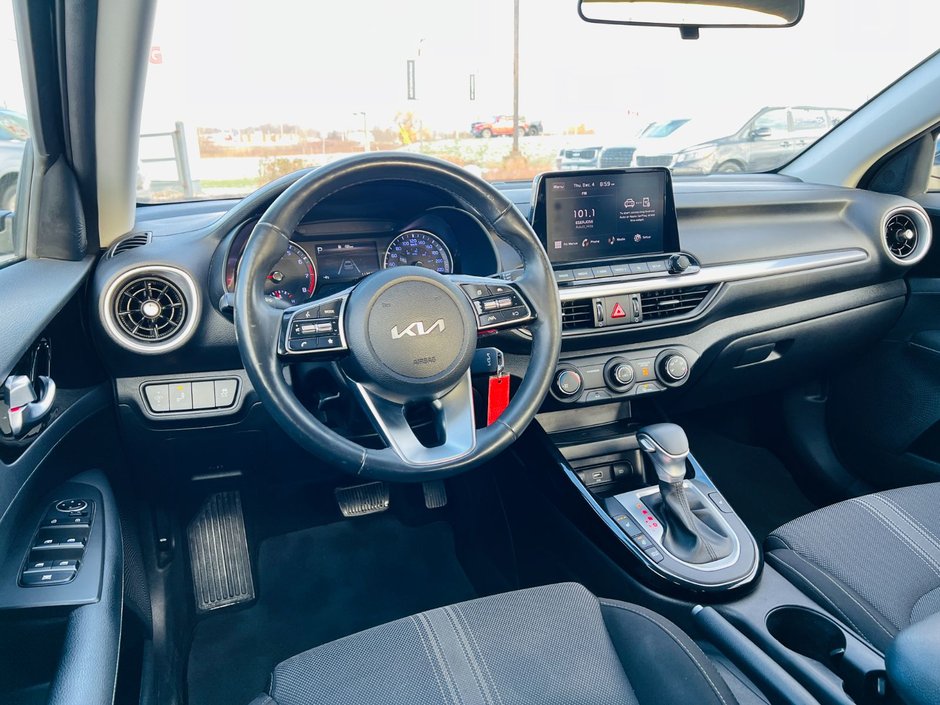 Kia Forte EX 2023-11