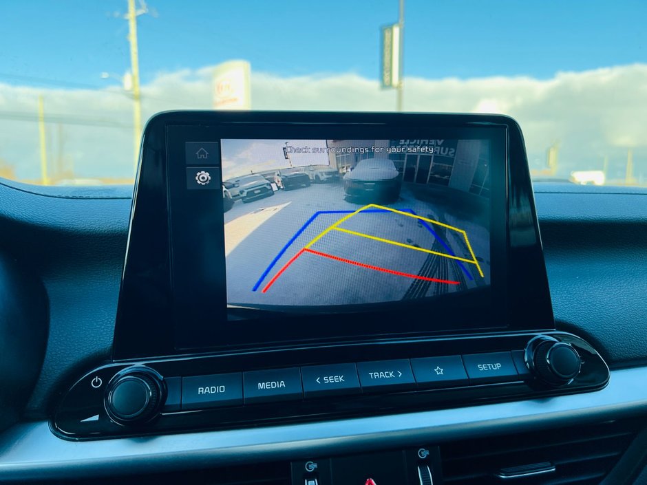 Kia Forte EX 2023-34