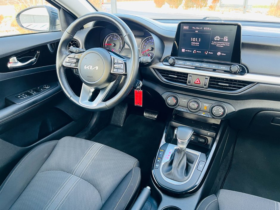 Kia Forte EX 2023-27