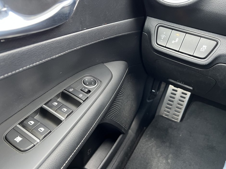 2024 Kia Forte GT-Line-13