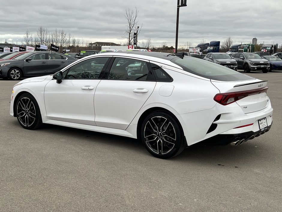 2022 Kia K5 GT-1