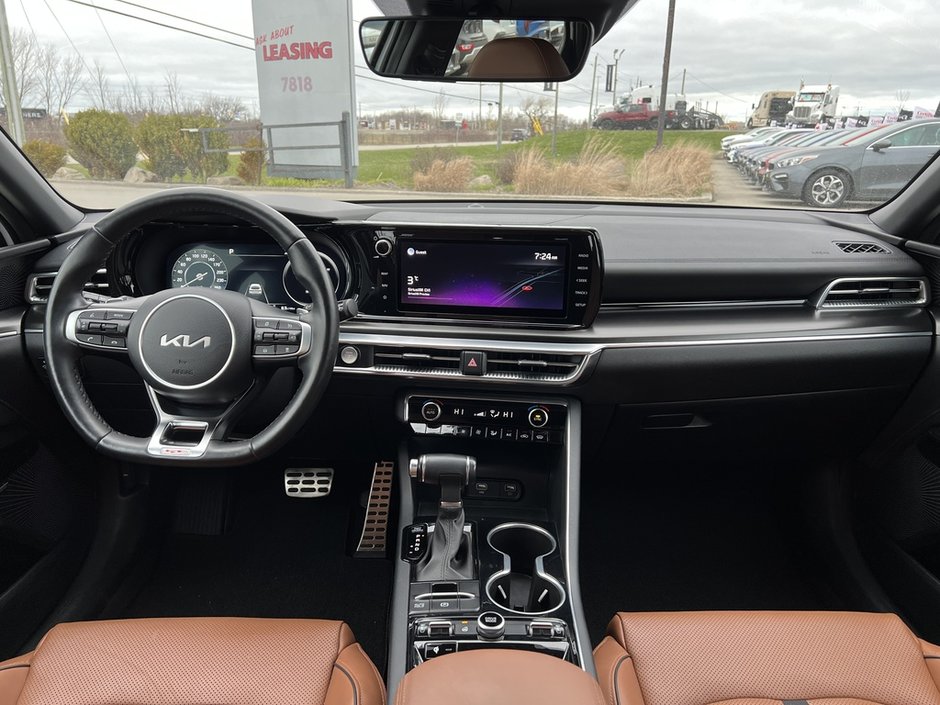 2022 Kia K5 GT-11