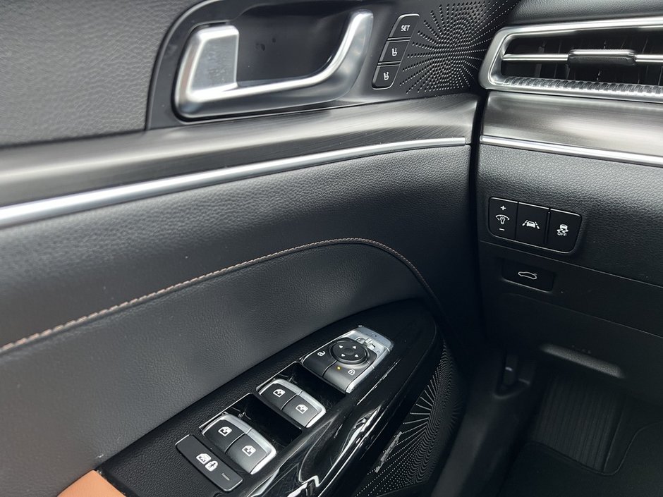 2022 Kia K5 GT-13