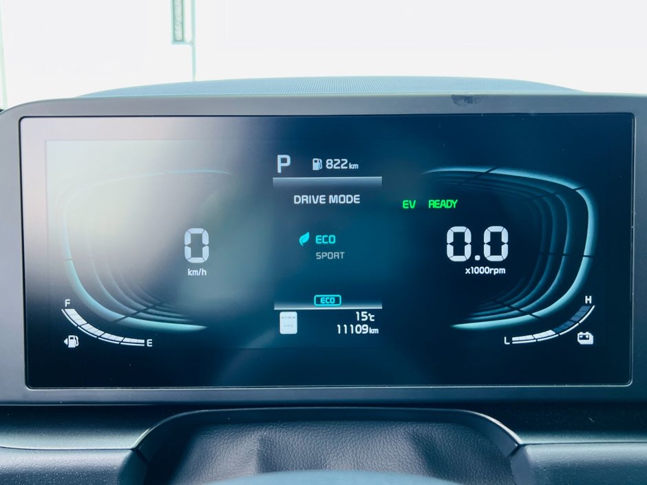 2025 Kia Niro HEV LX-16