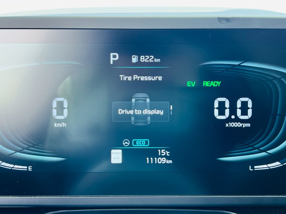 2025 Kia Niro HEV LX-23