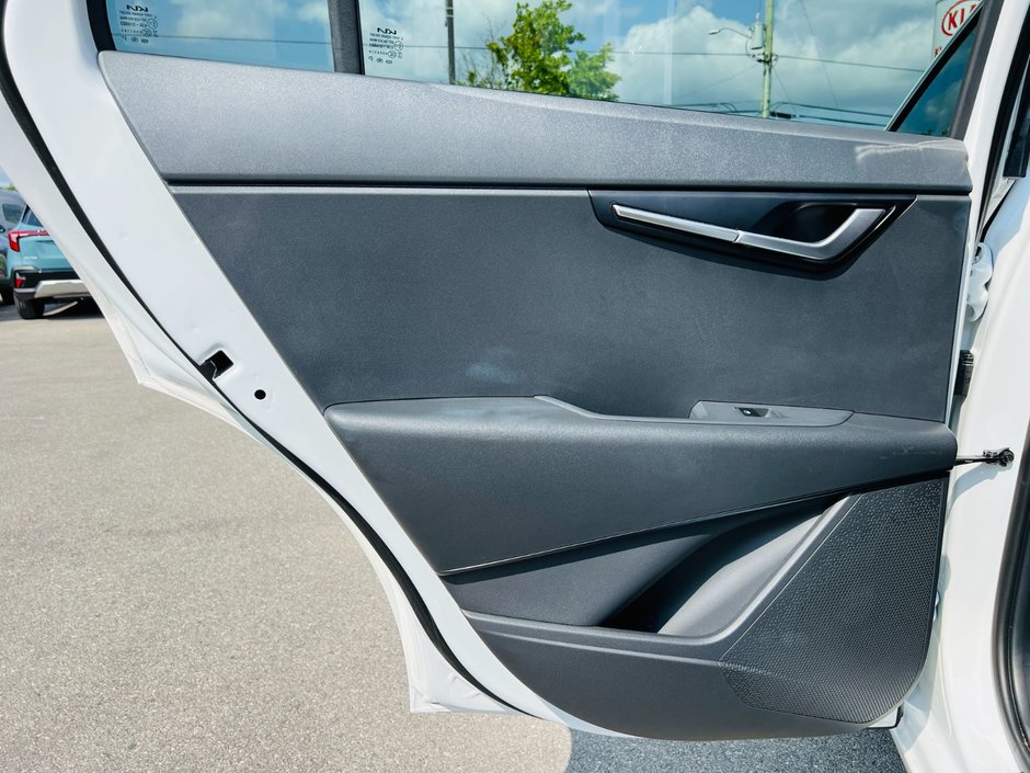 2025 Kia Niro HEV LX-39