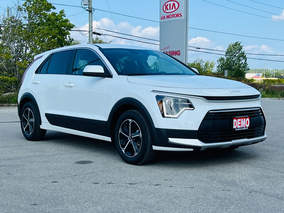 2025 Kia Niro HEV LX-3