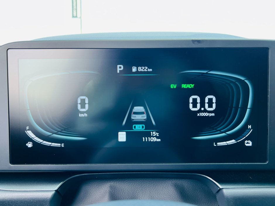 2025 Kia Niro HEV LX-15