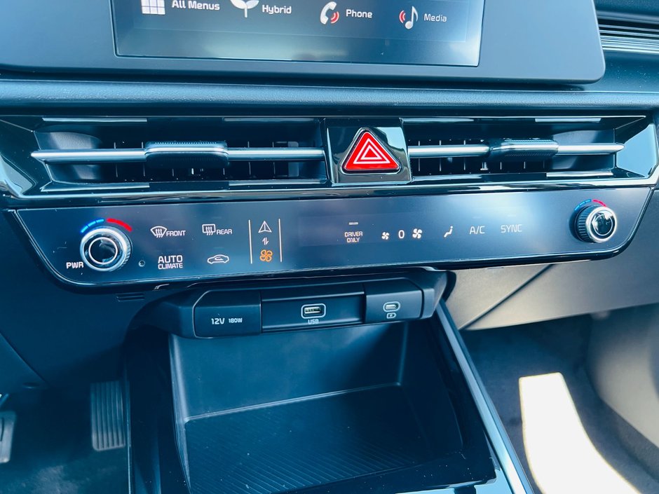 Kia Niro HEV LX 2025-34