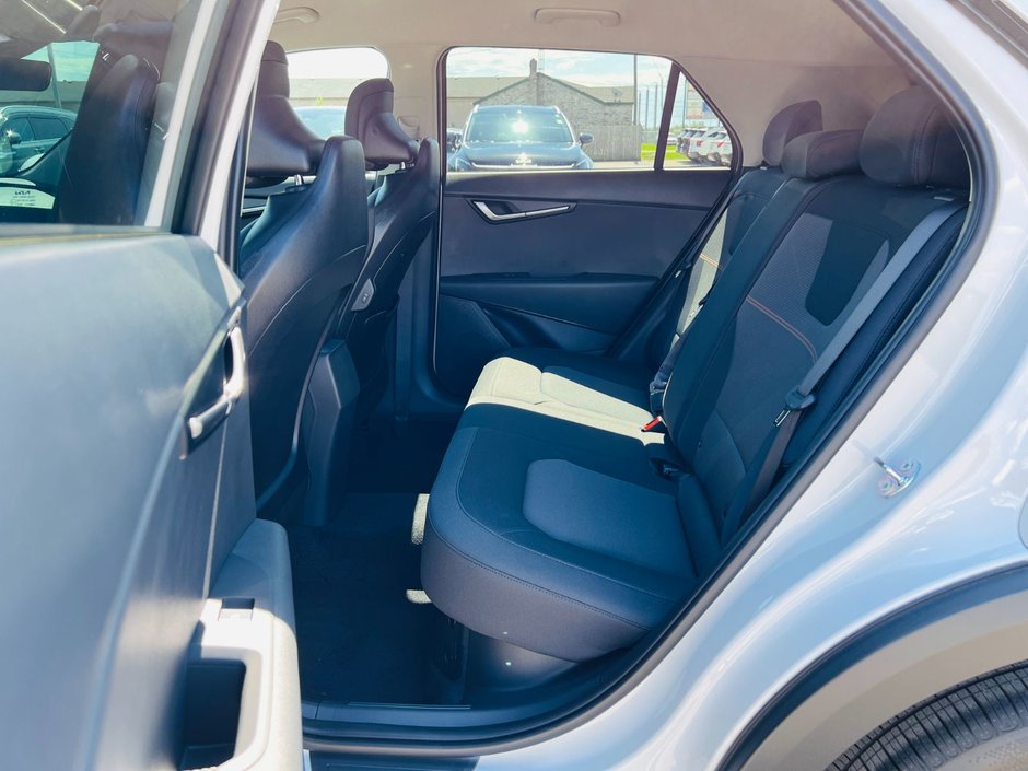 Kia Niro HEV LX 2025-40