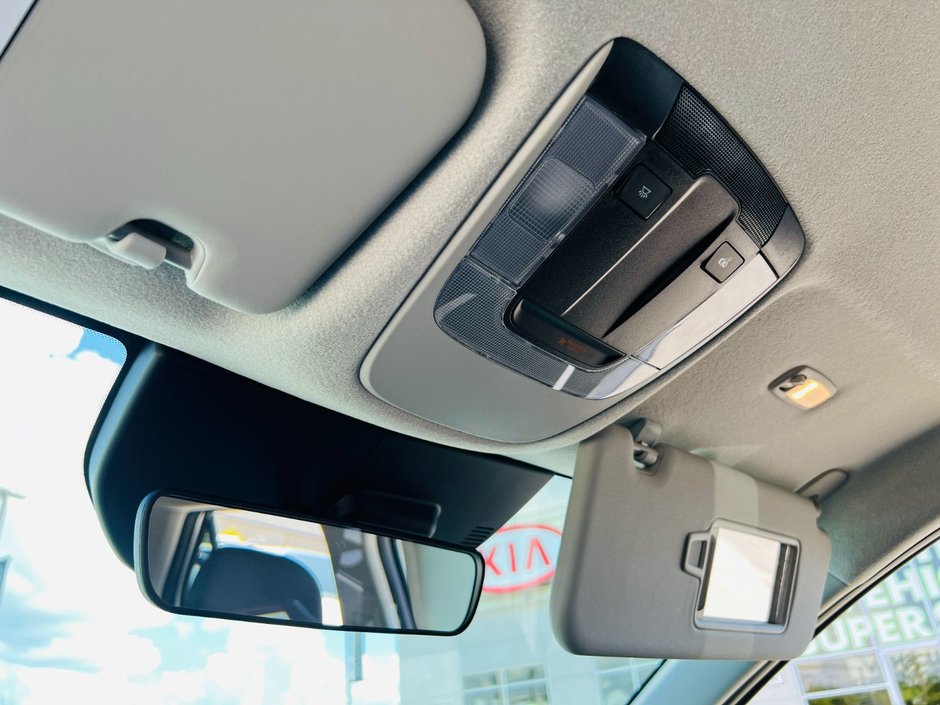 Kia Niro HEV LX 2025-38