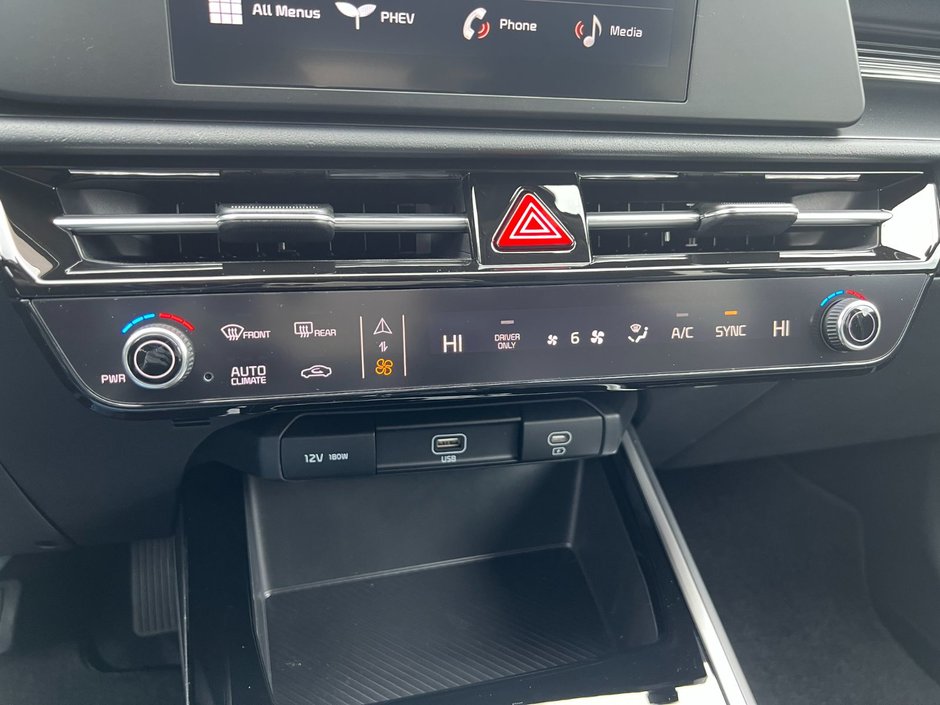 Kia Niro PHEV LX 2025-39