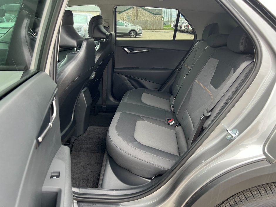 Kia Niro PHEV LX 2025-45