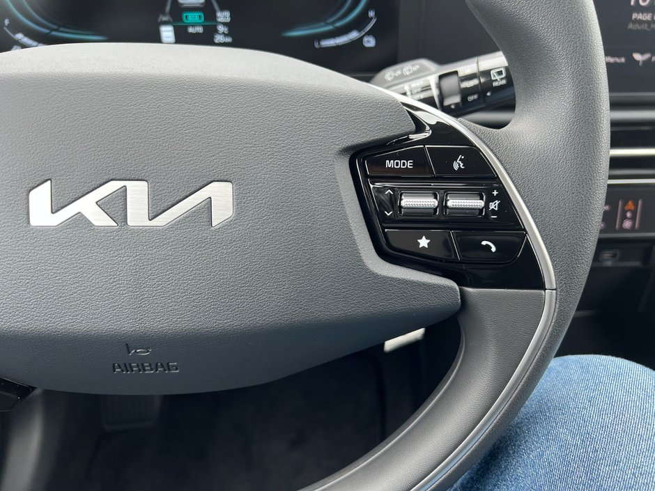 2025 Kia Niro PHEV LX-27