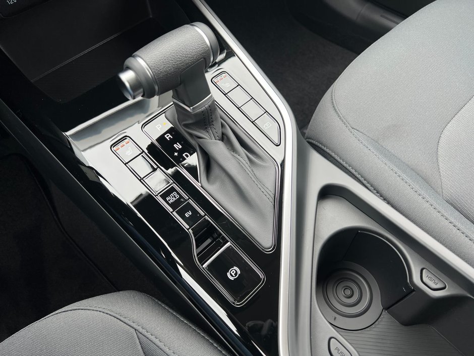 2025 Kia Niro PHEV LX-41