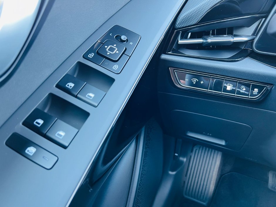 Kia Niro PHEV EX 2026-13