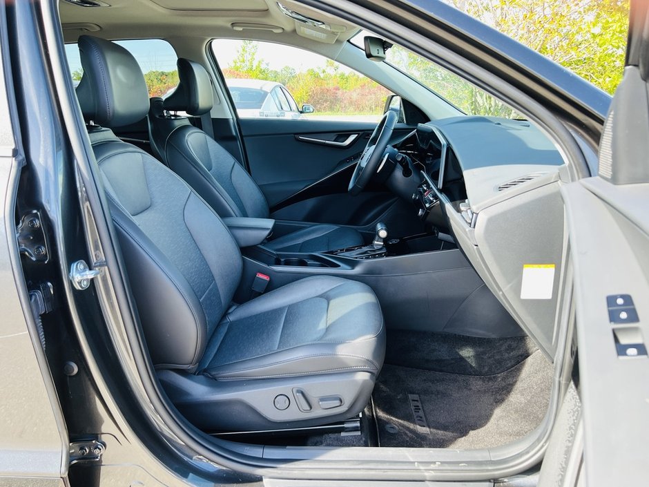 2025 Kia Niro SX HEV-9