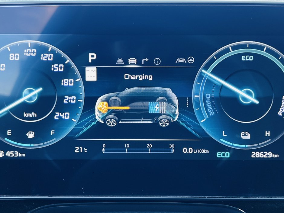 2025 Kia Niro SX HEV-21