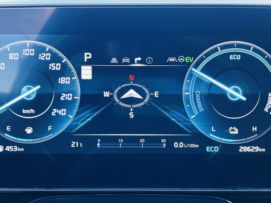 2025 Kia Niro SX HEV-22