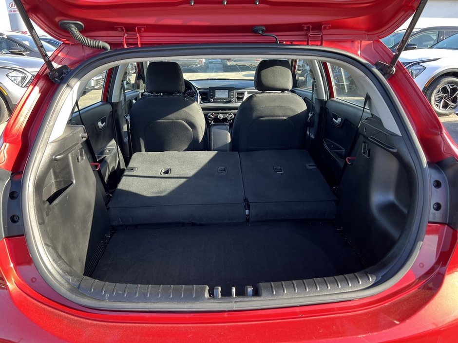 2018 Kia Rio 5-door LX+ AT-26