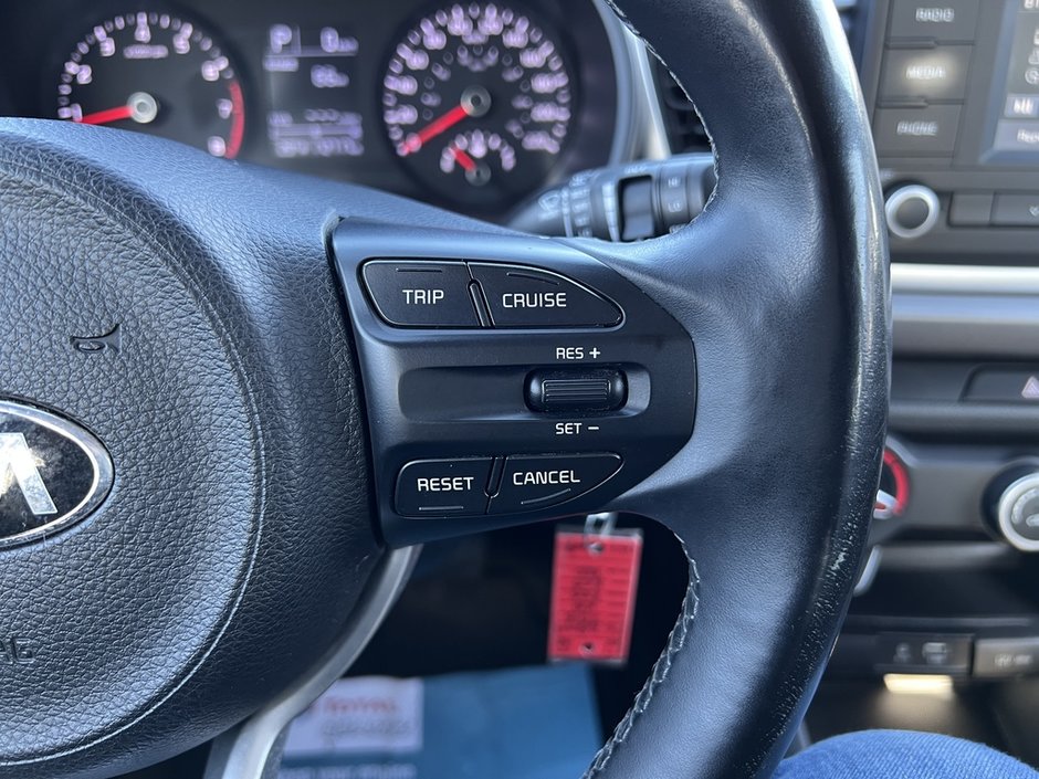 2018 Kia Rio 5-door LX+ AT-11