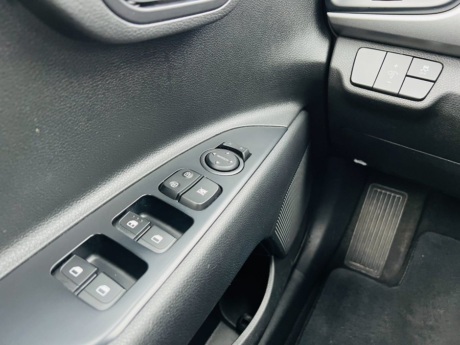 2021 Kia Rio 5-door LX+-12