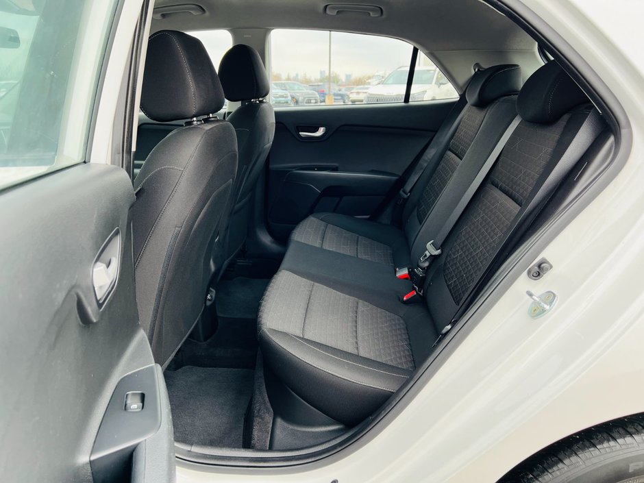 2021 Kia Rio 5-door LX+-29