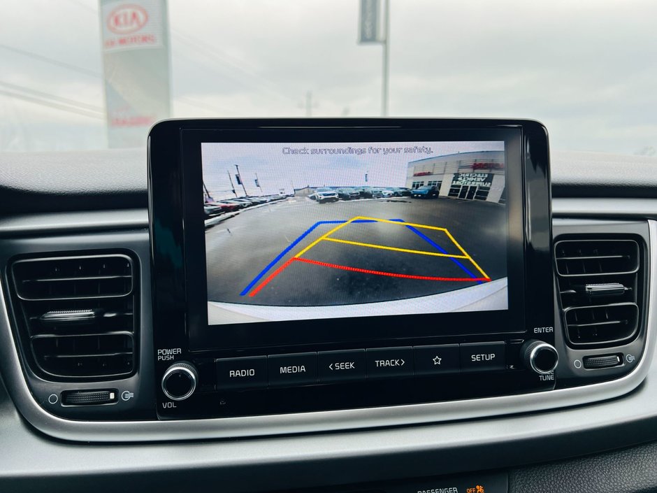 2021 Kia Rio 5-door LX+-22