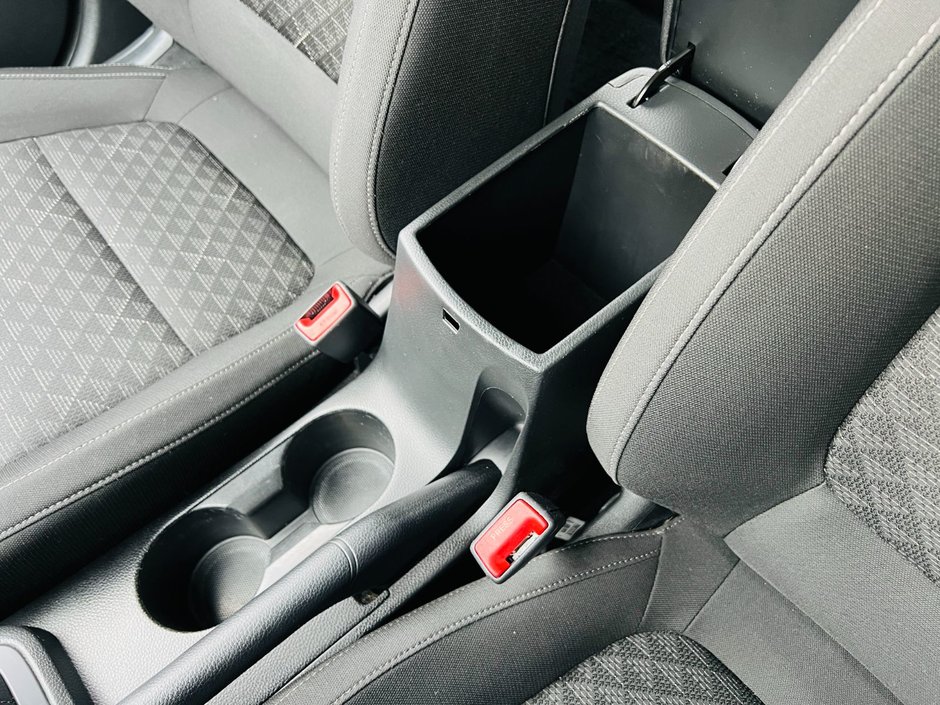 2021 Kia Rio 5-door LX+-26