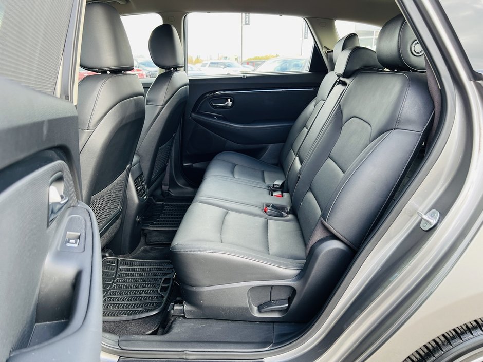 2016 Kia Rondo EX-30