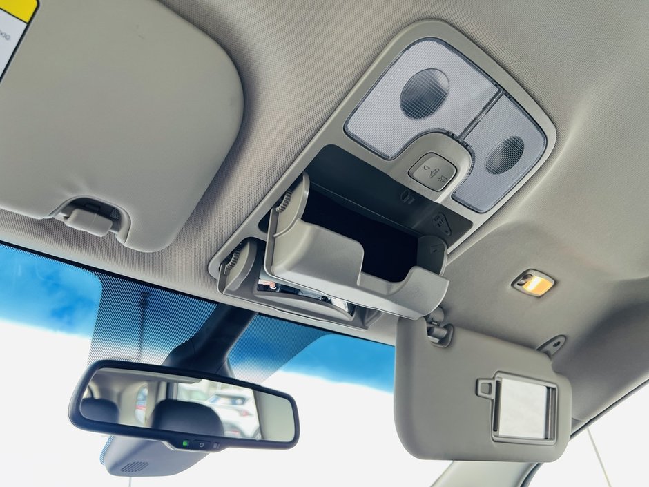 2016 Kia Rondo EX-27