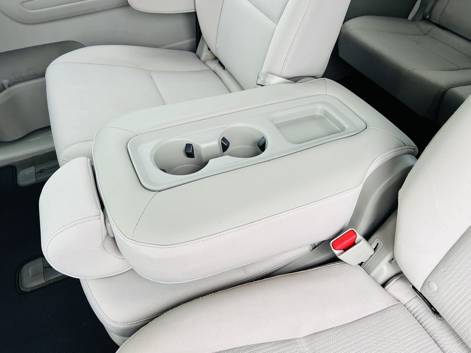 2020 Kia Sedona LX+ 3.3L-36