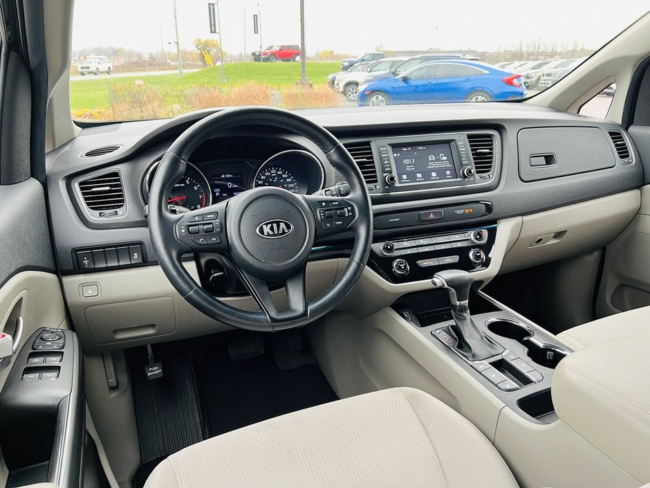 2020 Kia Sedona LX+ 3.3L-11